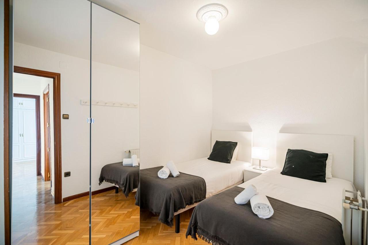 MODERN AND BRIGHT APARTMENT Plaza Elíptica Madrid Exterior foto